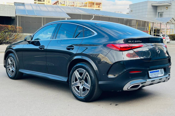2024 Mercedes-Benz GLC Coupe с пробегом 35 км