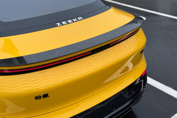 2024 Zeekr 007 с пробегом 25 км