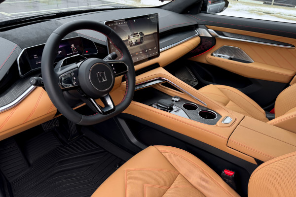 2023 Zeekr 001 с пробегом 20 км