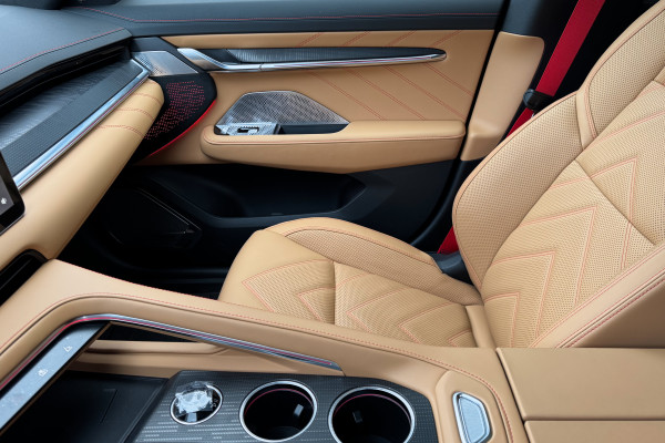 2023 Zeekr 001 с пробегом 20 км