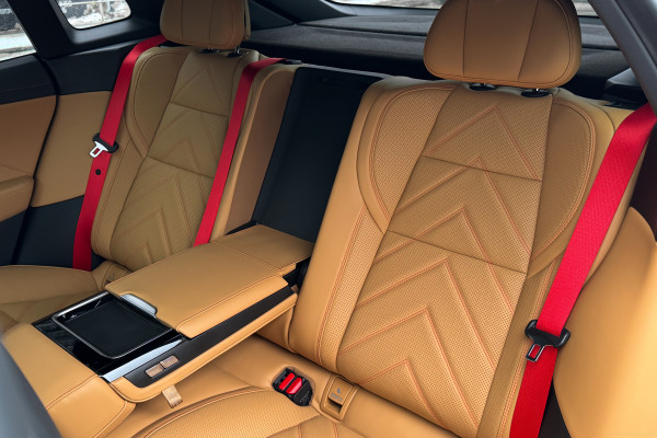 2023 Zeekr 001 с пробегом 20 км