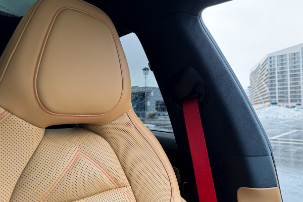 2023 Zeekr 001 с пробегом 20 км