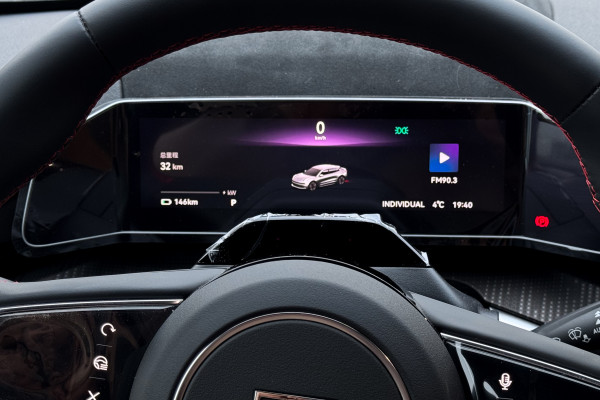 2023 Zeekr 001 с пробегом 20 км