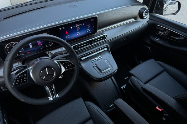 2024 Mercedes-Benz V-Класс с пробегом 10 км