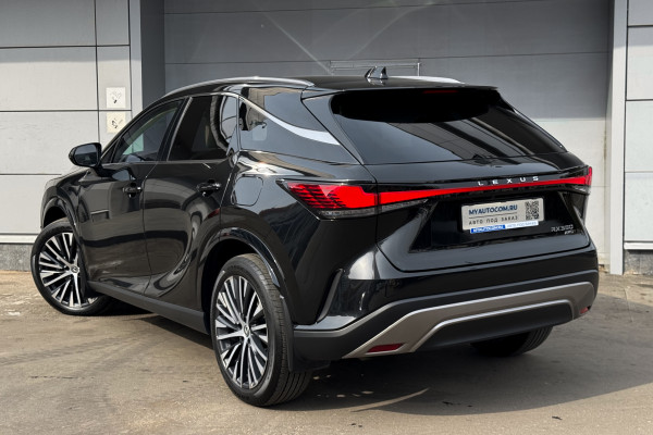 2023 Lexus RX с пробегом 40 088 км