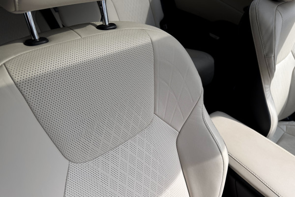2023 Lexus RX с пробегом 40 088 км