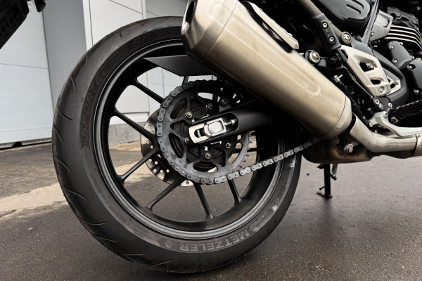 2025 Triumph Speed с пробегом 4 730 км