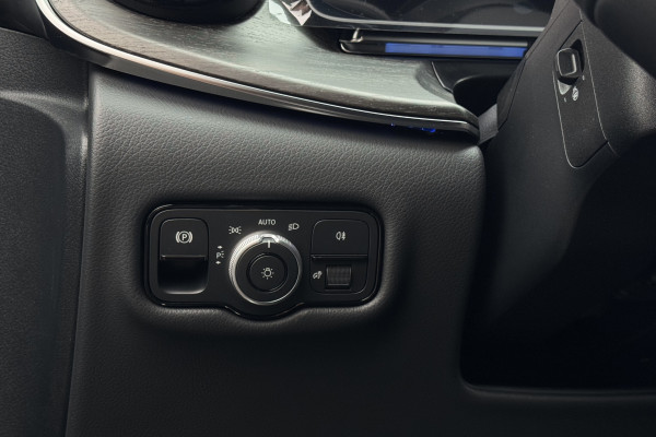 2025 Mercedes-Benz V-Класс с пробегом 25 км