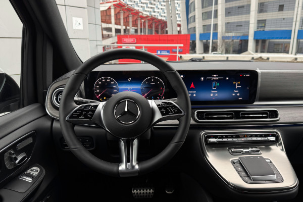 2025 Mercedes-Benz V-Класс с пробегом 25 км