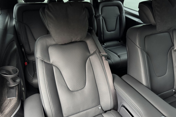 2025 Mercedes-Benz V-Класс с пробегом 25 км