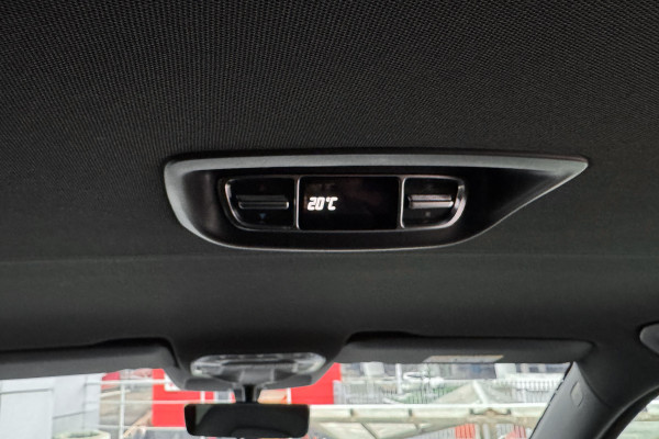 2025 Mercedes-Benz V-Класс с пробегом 25 км