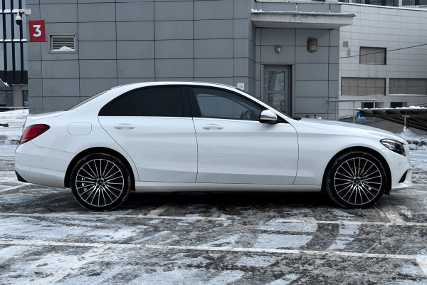 2018 Mercedes-Benz C-Класс с пробегом 114 000 км