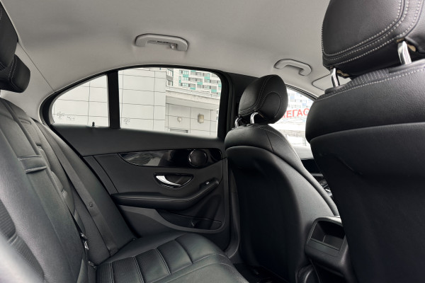 2018 Mercedes-Benz C-Класс с пробегом 114 000 км