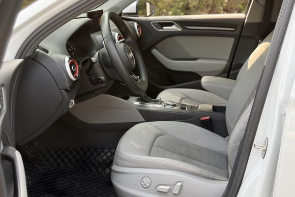 2021 Audi A3 с пробегом 35 000 км