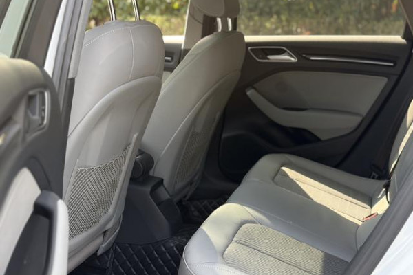 2021 Audi A3 с пробегом 35 000 км