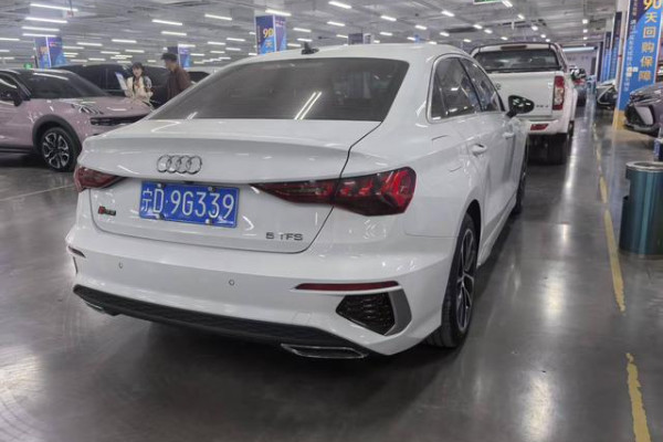 2022 Audi A3 с пробегом 42 800 км