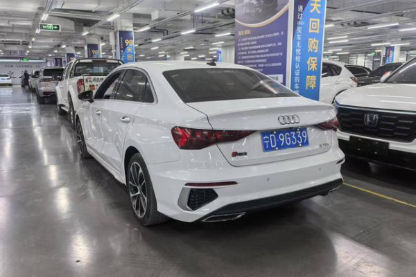 2022 Audi A3 с пробегом 42 800 км