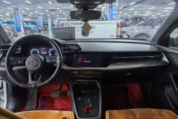 2022 Audi A3 с пробегом 42 800 км