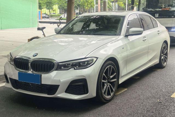 2021 BMW 3 серии с пробегом 81 000 км