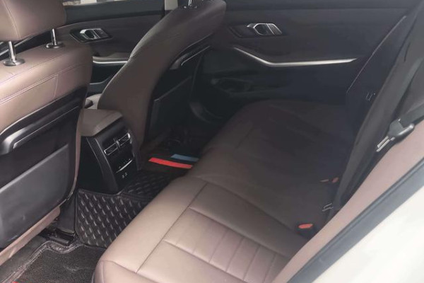 2021 BMW 3 серии с пробегом 81 000 км