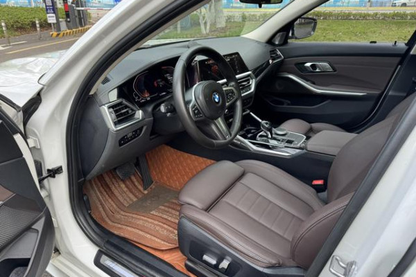 2021 BMW 3 серии с пробегом 72 000 км