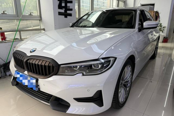 2021 BMW 3 серии с пробегом 41 000 км
