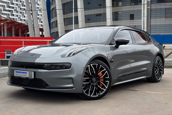 2023 Zeekr 001 с пробегом 26 605 км