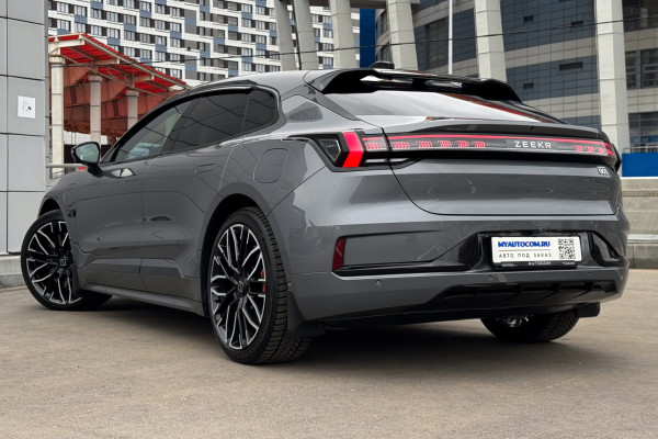 2023 Zeekr 001 с пробегом 26 605 км