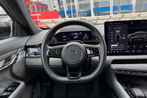 2023 Zeekr 001 с пробегом 26 605 км