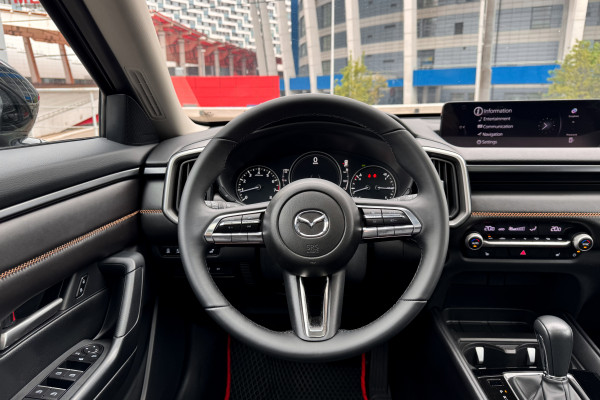 2023 Mazda CX-50 с пробегом 32 291 км