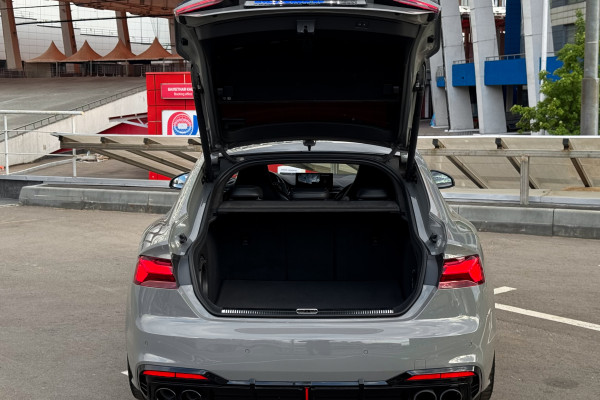2020 Audi A5 с пробегом 96 672 км